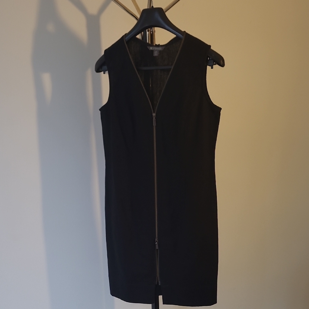 Spanner Elegant Black Sleeveless Dress